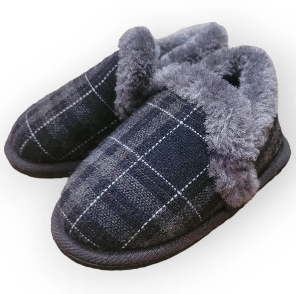 Wonder Nation Size 5-6 Toddler Plaid Slippers